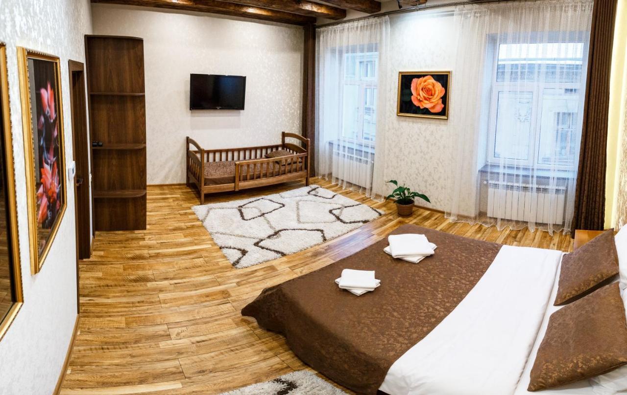 Apartments "The Cultural Capital" Vip Львів Екстер'єр фото